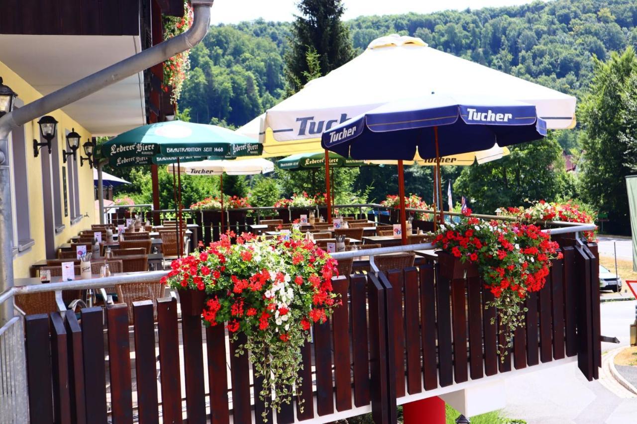 Hotel Landgasthof Frankenstern Goessweinstein Exterior foto